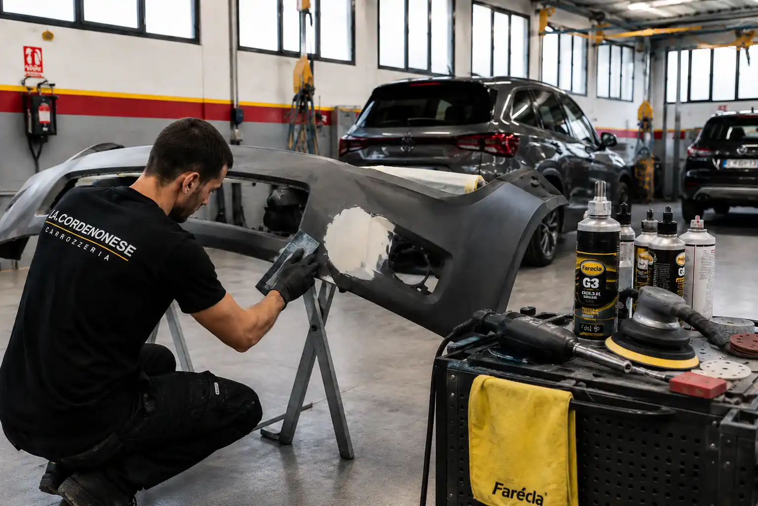 Riparazione plastiche e paraurti auto presso Carrozzeria La Cordenonese a Cordenons